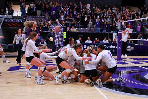 501 LIFE Magazine | UCA volleyball team headed to NCAA tourney