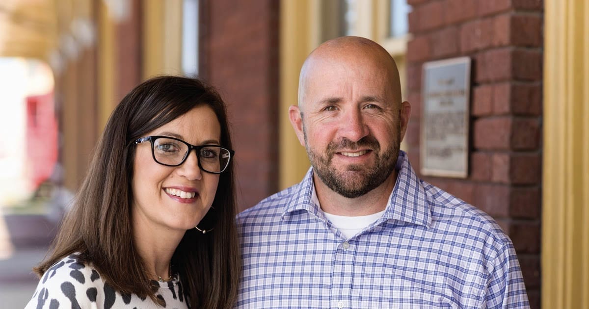 501 LIFE Magazine Couples Kristy and Robert Hogan