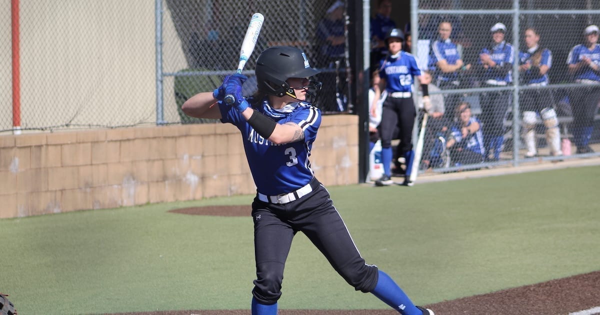 Softball Game Day - Lyon College