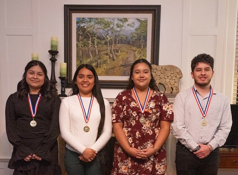 501 LIFE Magazine LULAC, UCA announce 202223 scholarship awardees